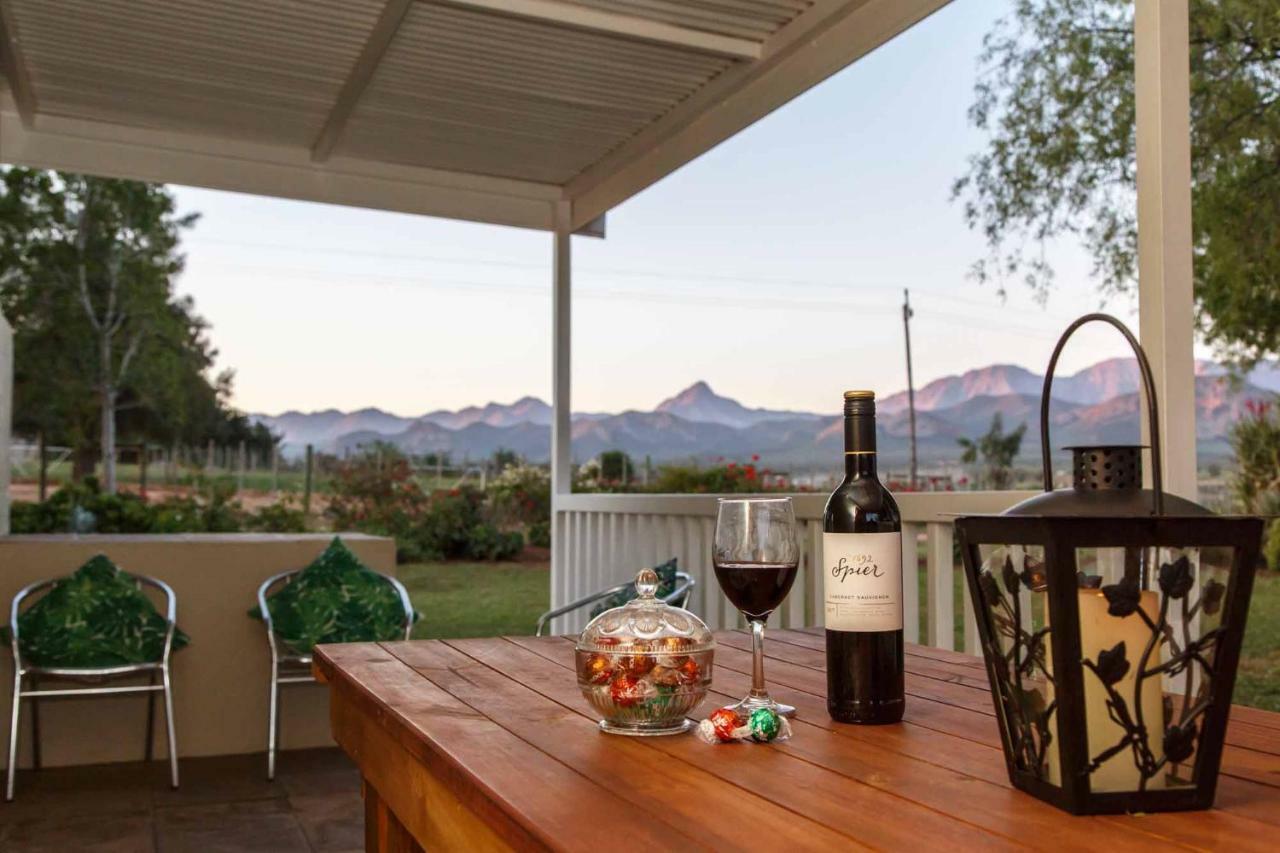 Appartamento Hazenjacht Karoo Lifestyle - Spitzkop Oudtshoorn Esterno foto
