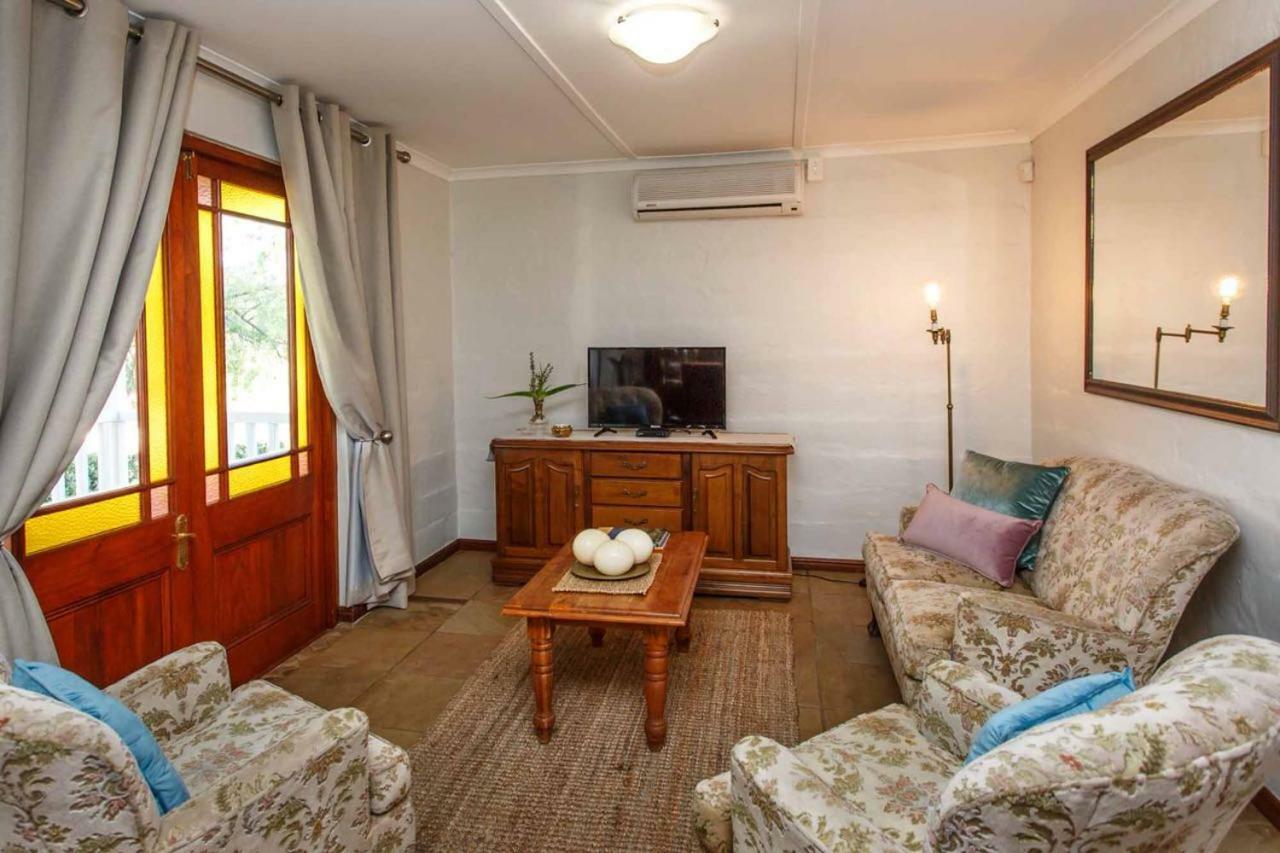 Appartamento Hazenjacht Karoo Lifestyle - Spitzkop Oudtshoorn Esterno foto